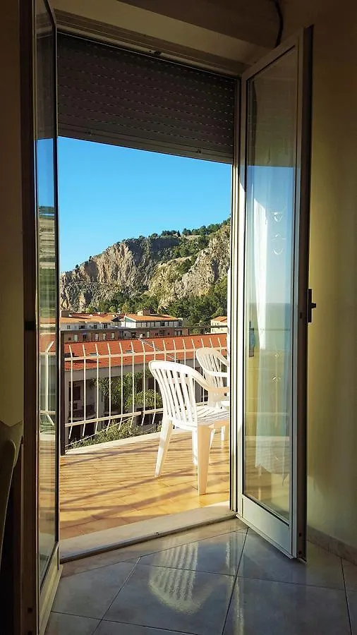 Delle Rose Bed & Breakfast Cefalu Italy